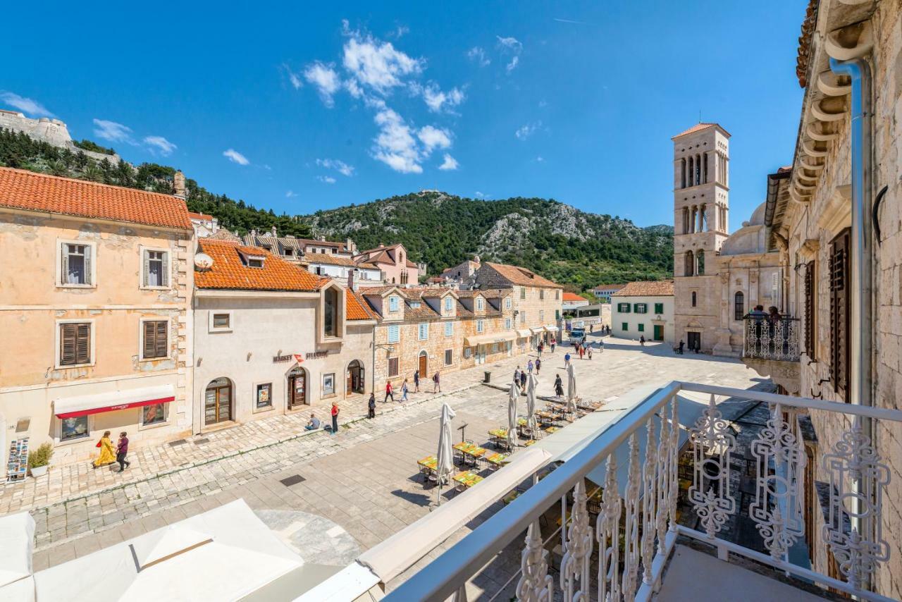 Apartments Villa Tudor Hvar Town Exterior photo