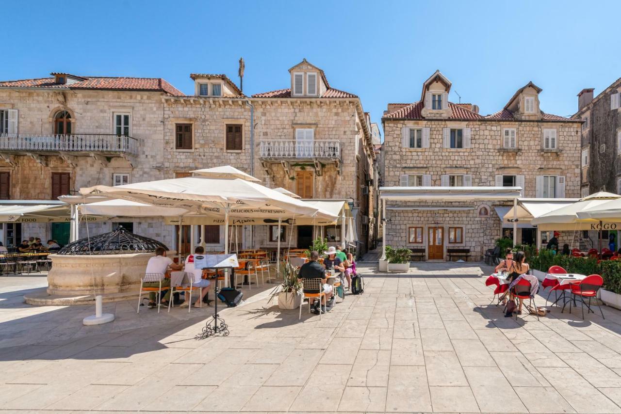 Apartments Villa Tudor Hvar Town Exterior photo